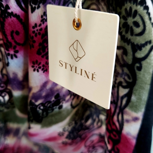 Colorful Kimono - Picture 9 of 17